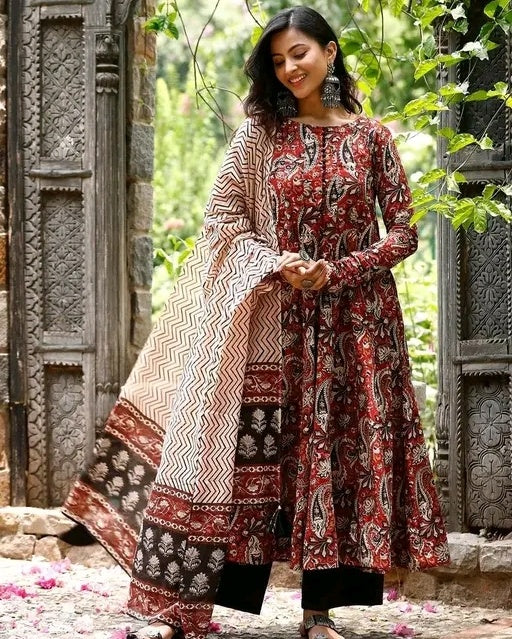 Rayon Anarkali Kurti Set - Side View